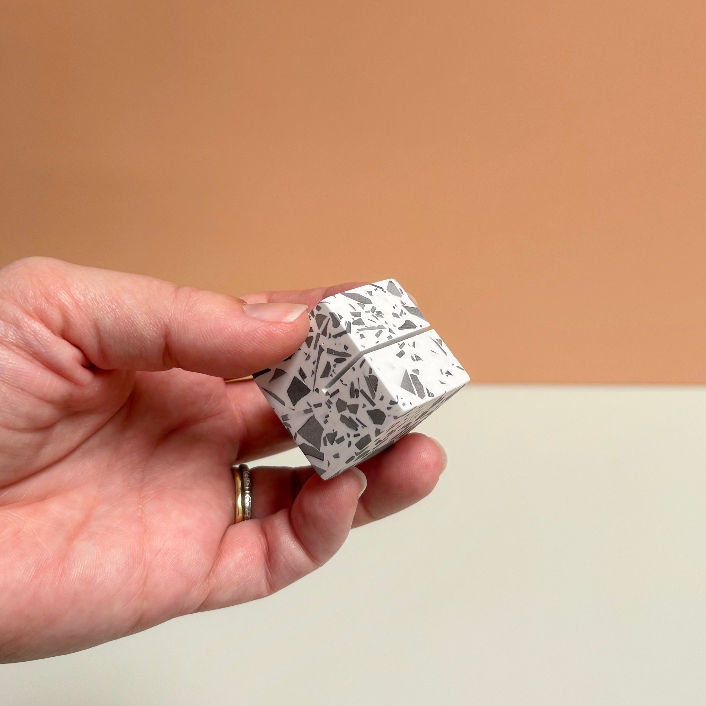 Pick your colour - Terrazzo Cube Name Card Holder