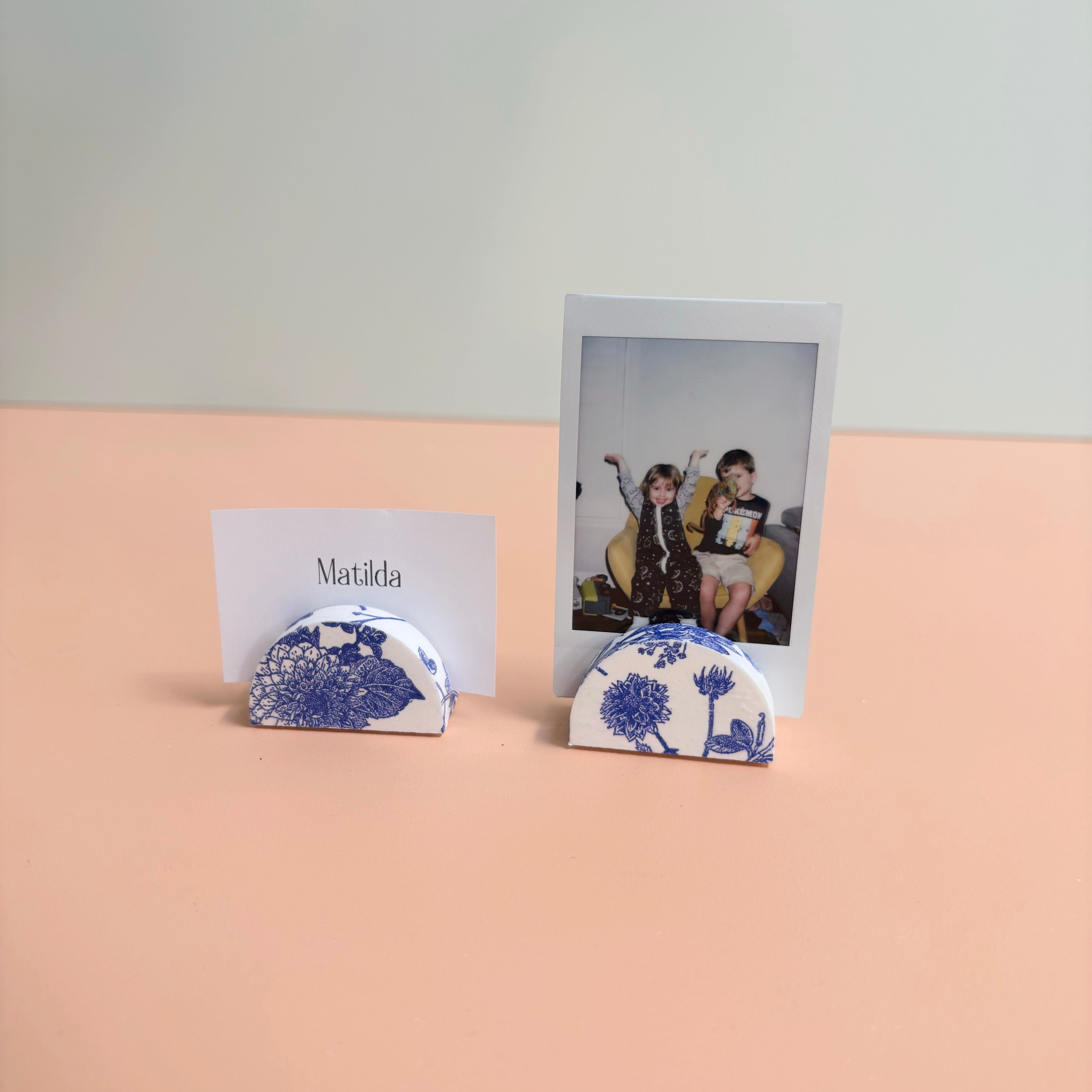 Arch Decoupaged Art Cube Place Card Holder