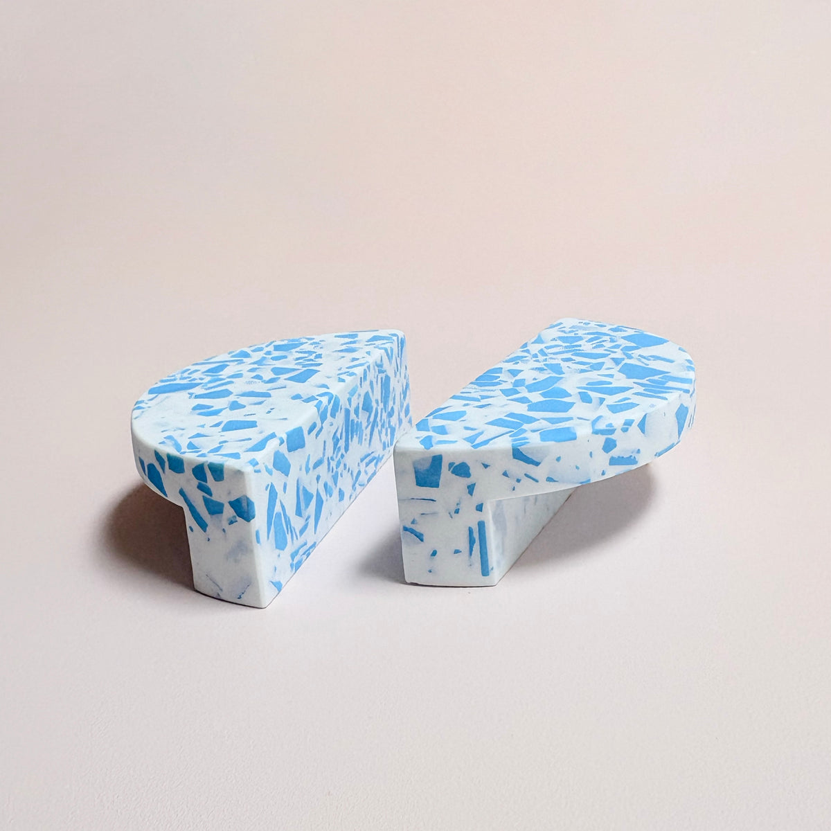 Small Semi-Circle Handle in Blue & White Terrazzo Resin