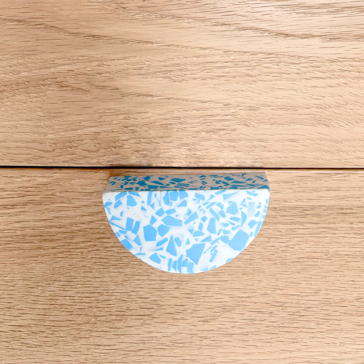 Small Semi-Circle Handle in Blue & White Terrazzo Resin