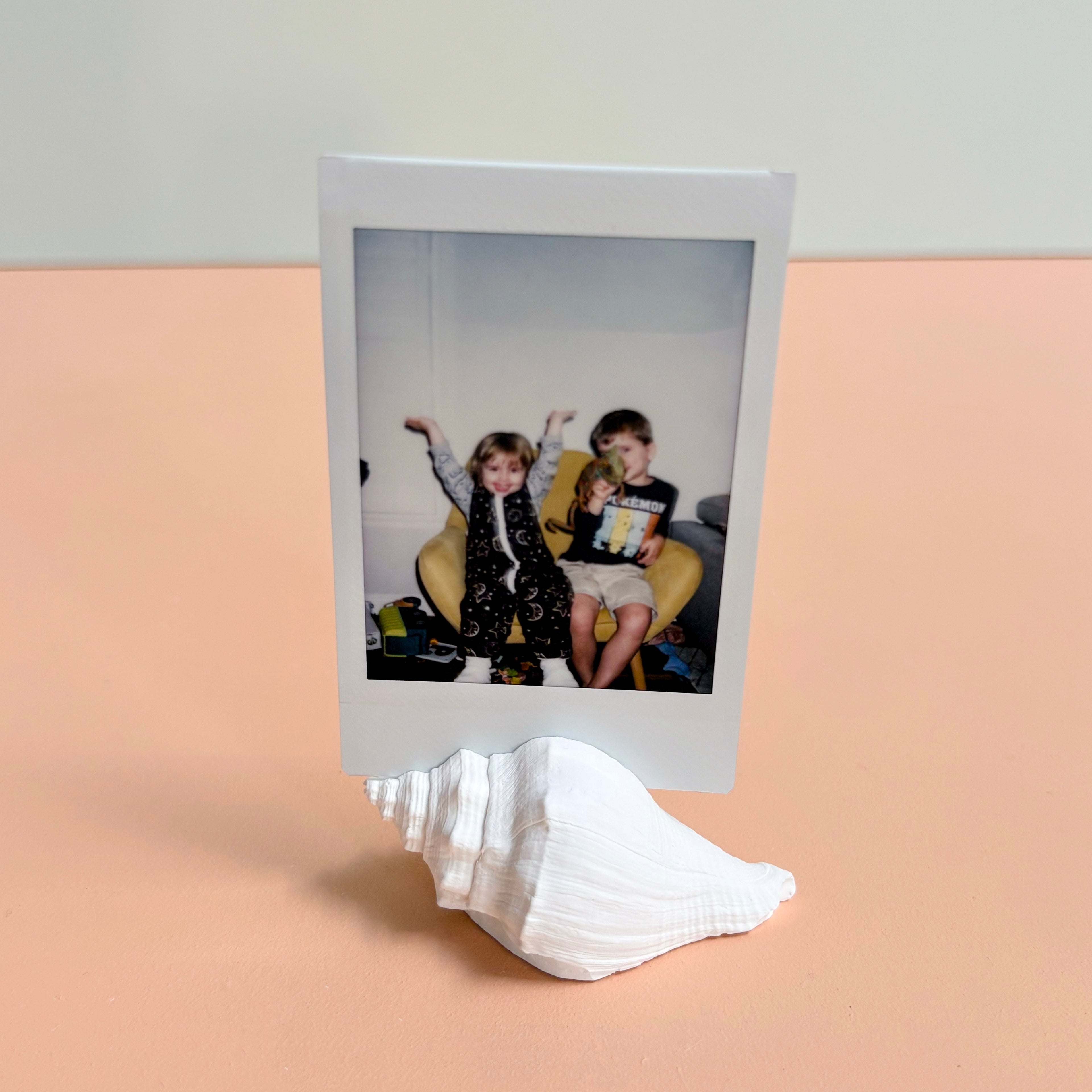 eco resin place card holders/photo holders