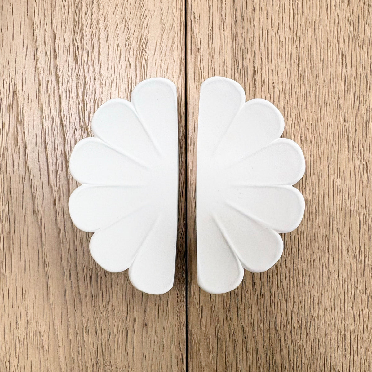 Semi-Circle Flower Handle