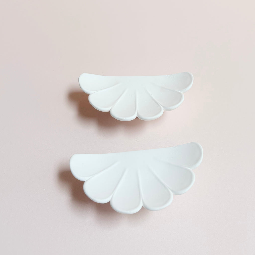 Semi-Circle Flower Handle