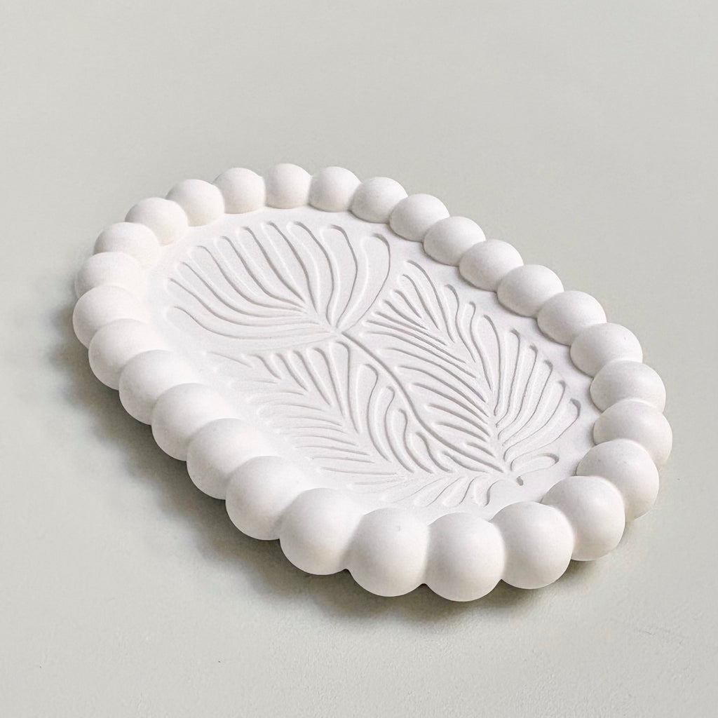 Artisan flower oval bubble dish