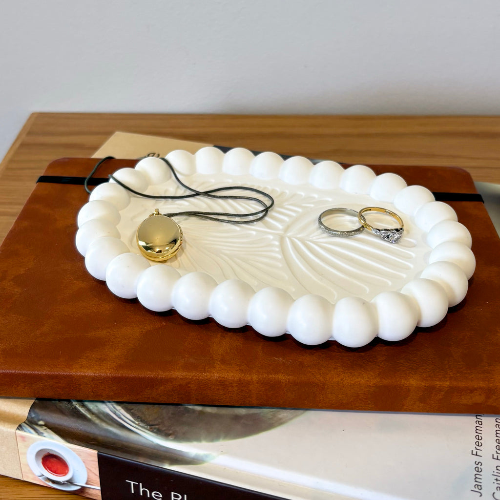 Artisan flower oval bubble dish